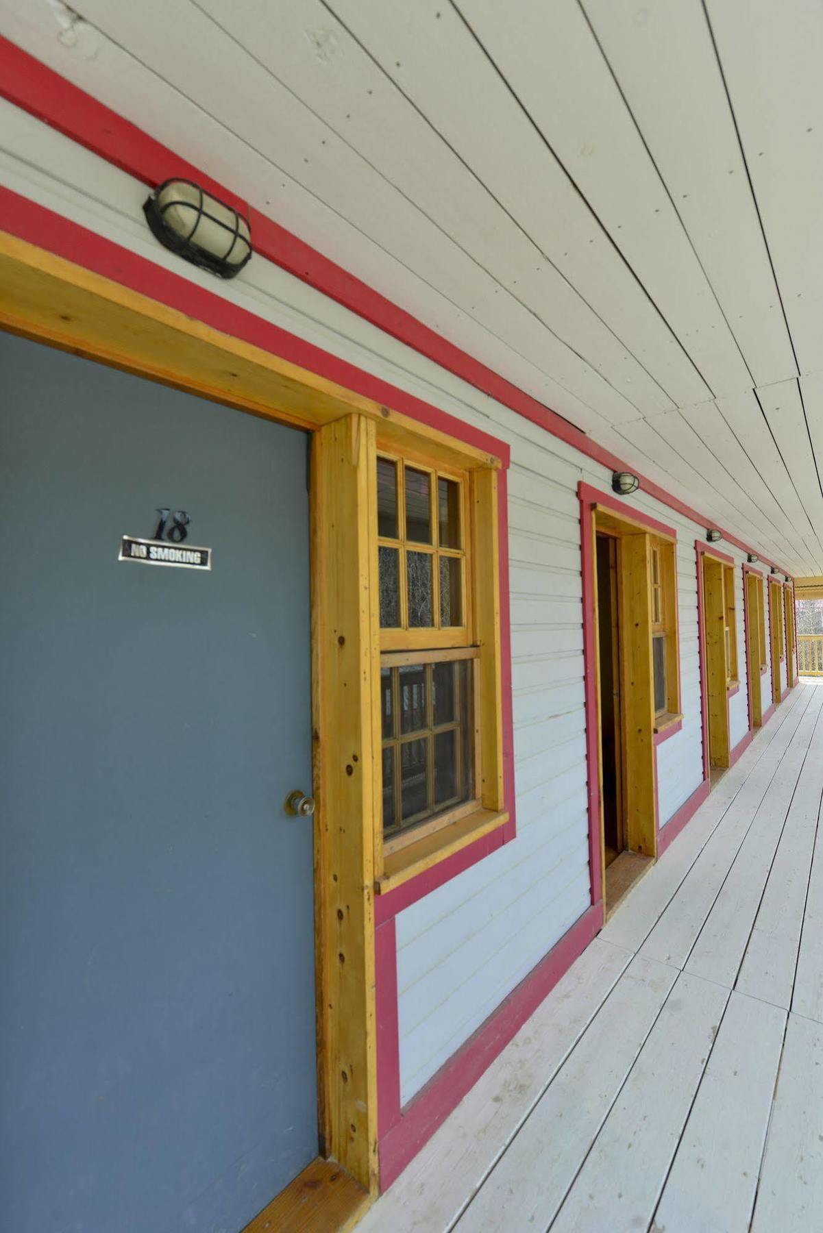 The Bunkhouse Ξενοδοχείο Dawson City Εξωτερικό φωτογραφία